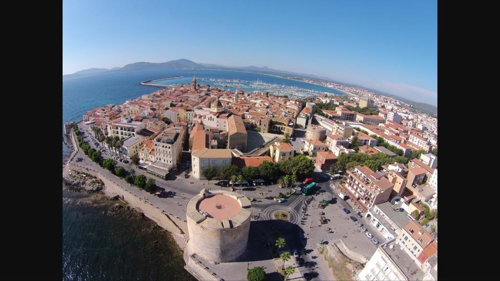Cozy Apartment Mati Alghero Historic Center Εξωτερικό φωτογραφία